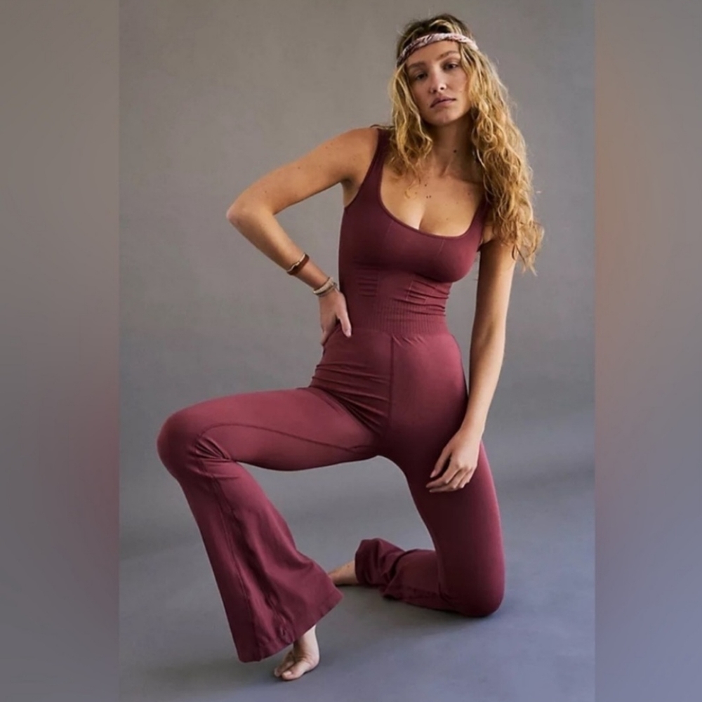 Free People Movement Good Karma Flare Onesie in Henna XS/S - Picture 2 of 8